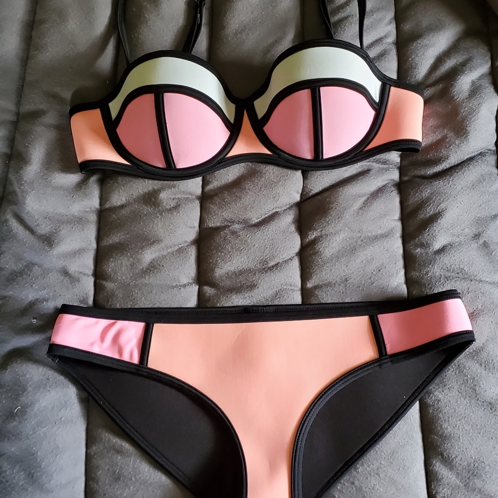 Triangl Bikini Matching Set